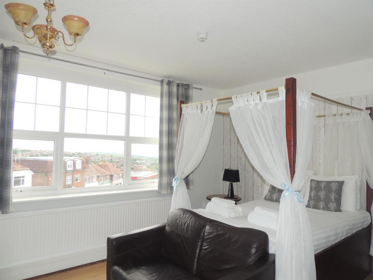 Downs Hotel Stanmer 외부 사진