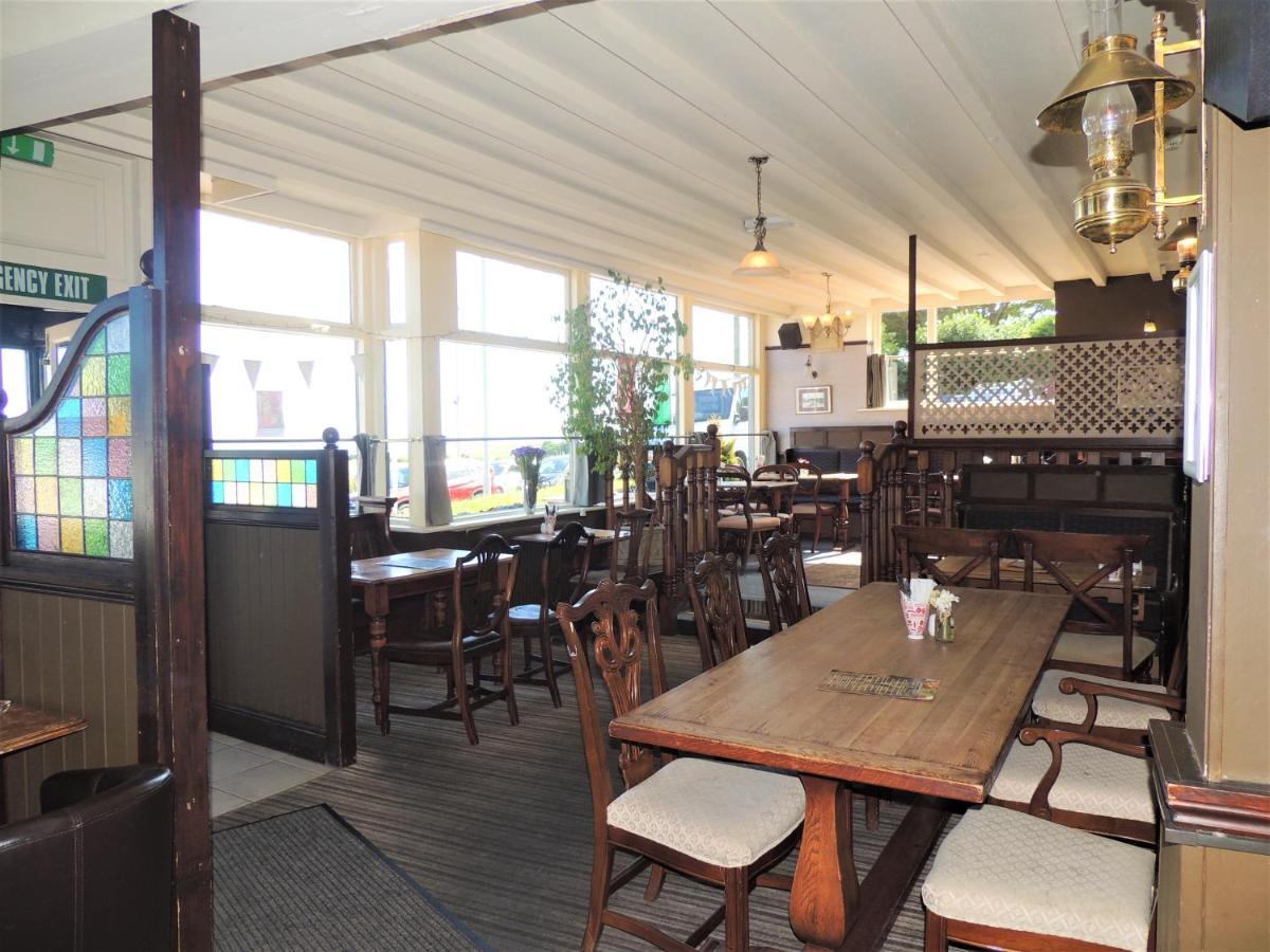 Downs Hotel Stanmer 외부 사진