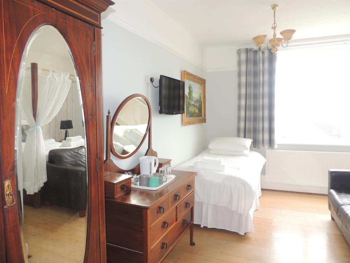 Downs Hotel Stanmer 외부 사진