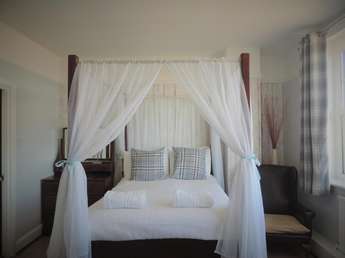 Downs Hotel Stanmer 외부 사진
