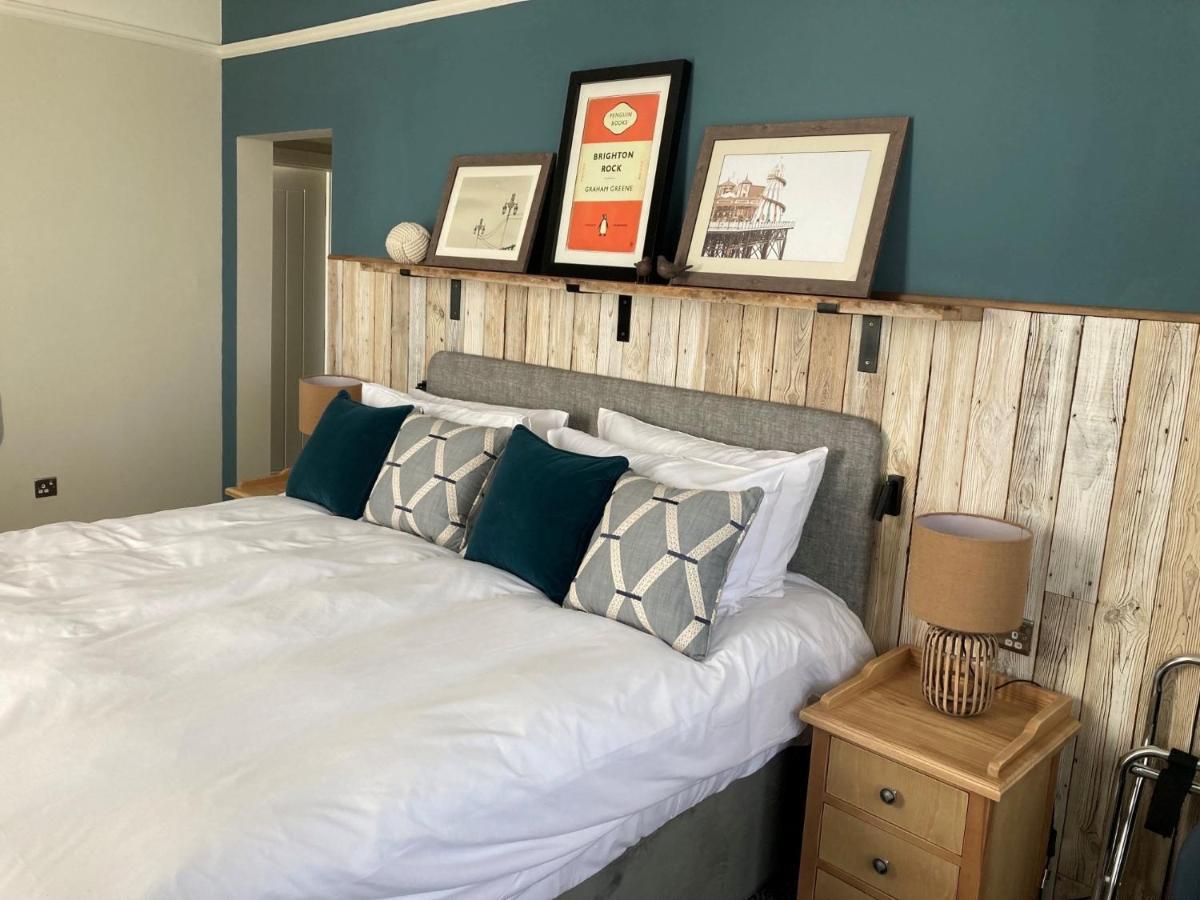 Downs Hotel Stanmer 외부 사진