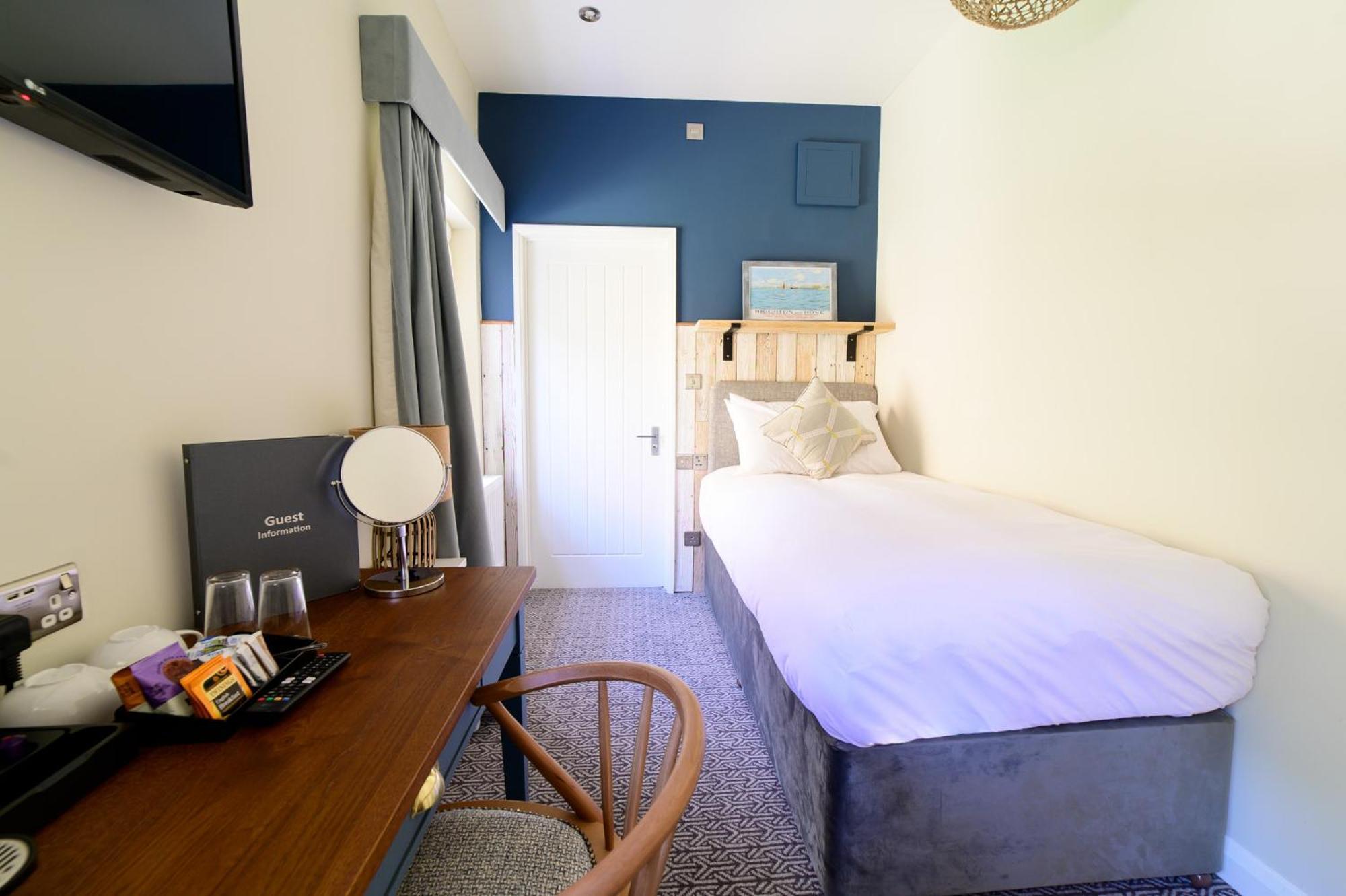 Downs Hotel Stanmer 외부 사진