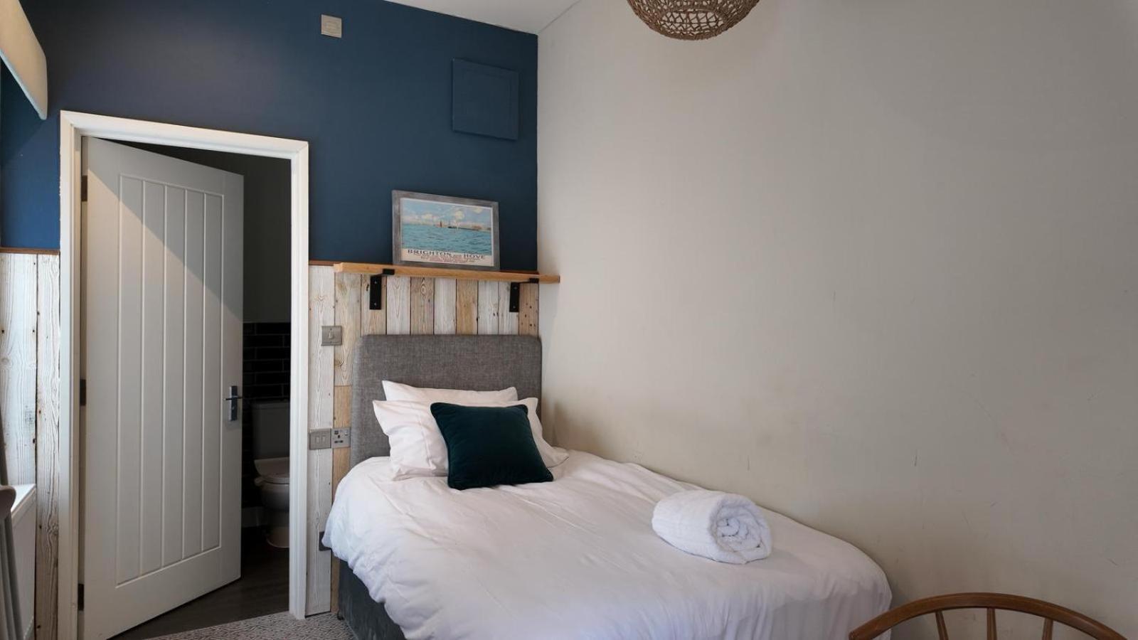 Downs Hotel Stanmer 외부 사진