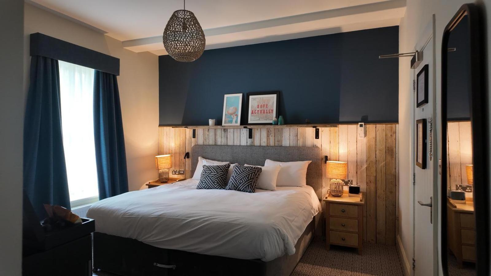 Downs Hotel Stanmer 외부 사진