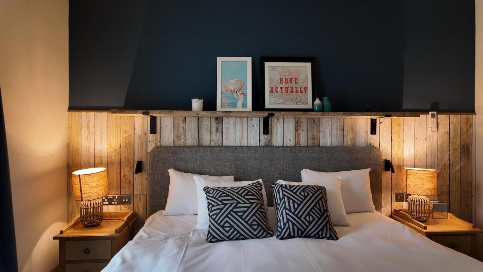 Downs Hotel Stanmer 외부 사진